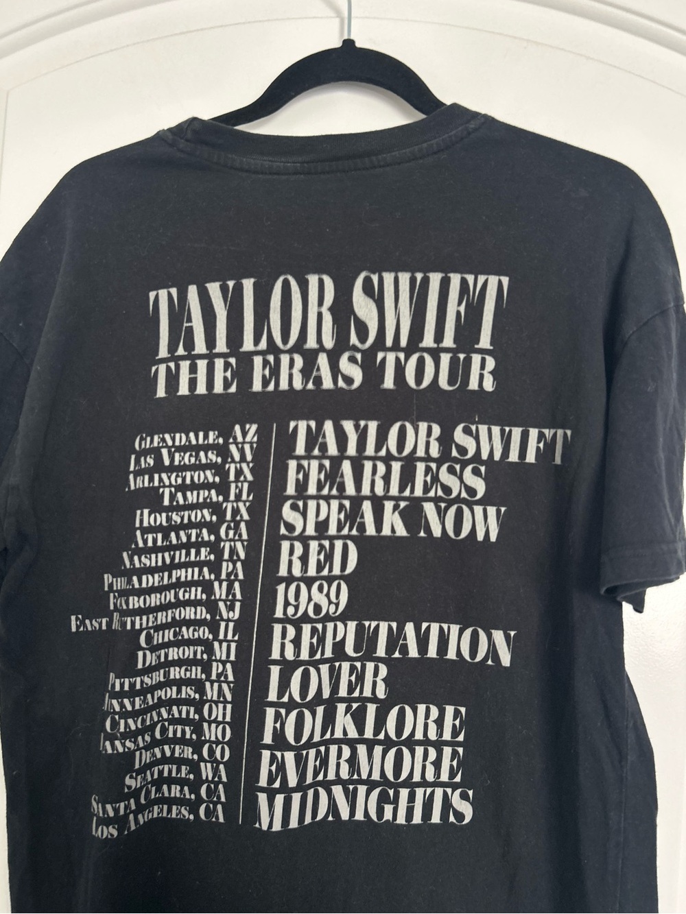 Taylor Swift 'The Eras Tour' Black Print TShirt Size Small Swiftie Cozy merch - Picture 4 of 10